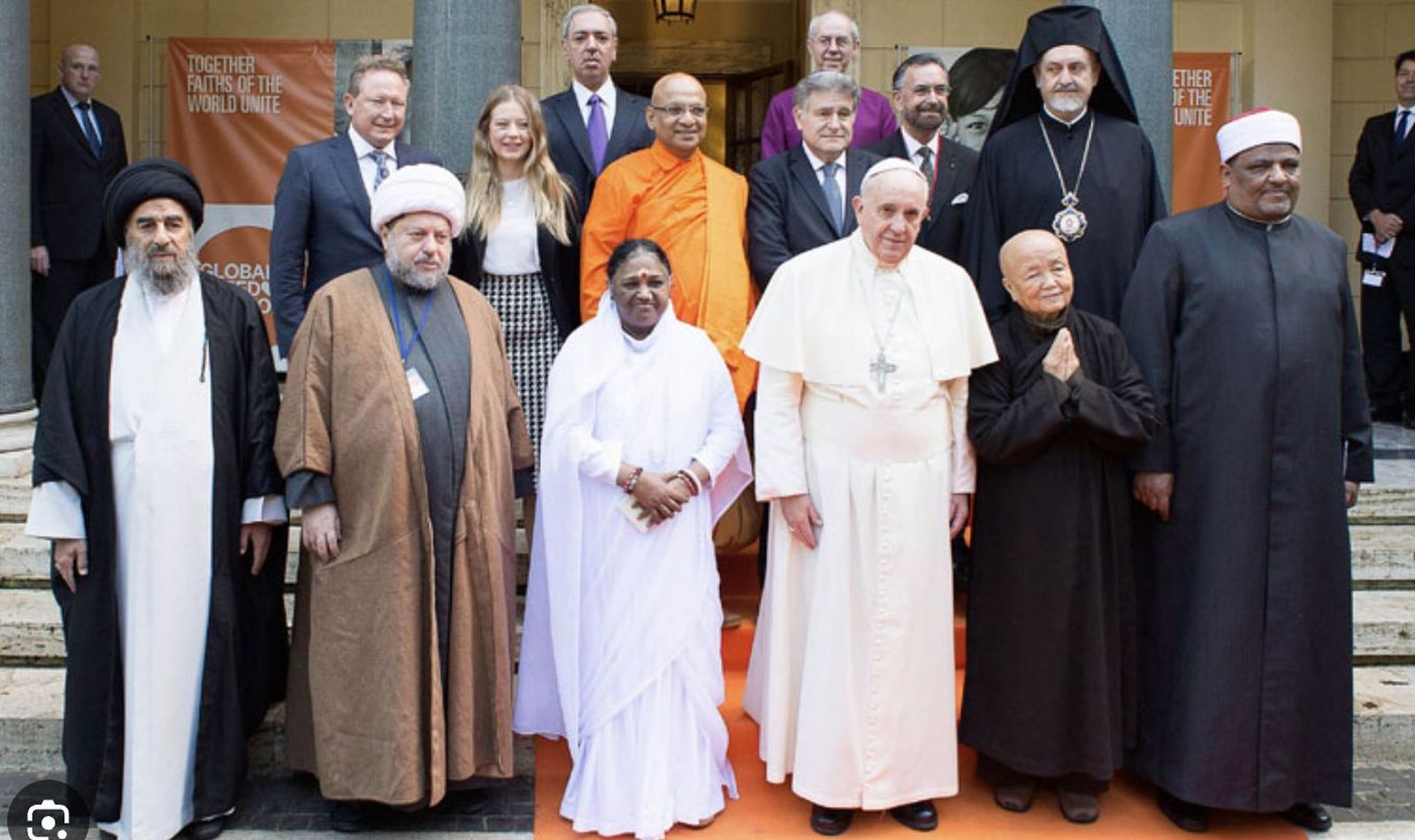 El Papa, con líderes religiosos