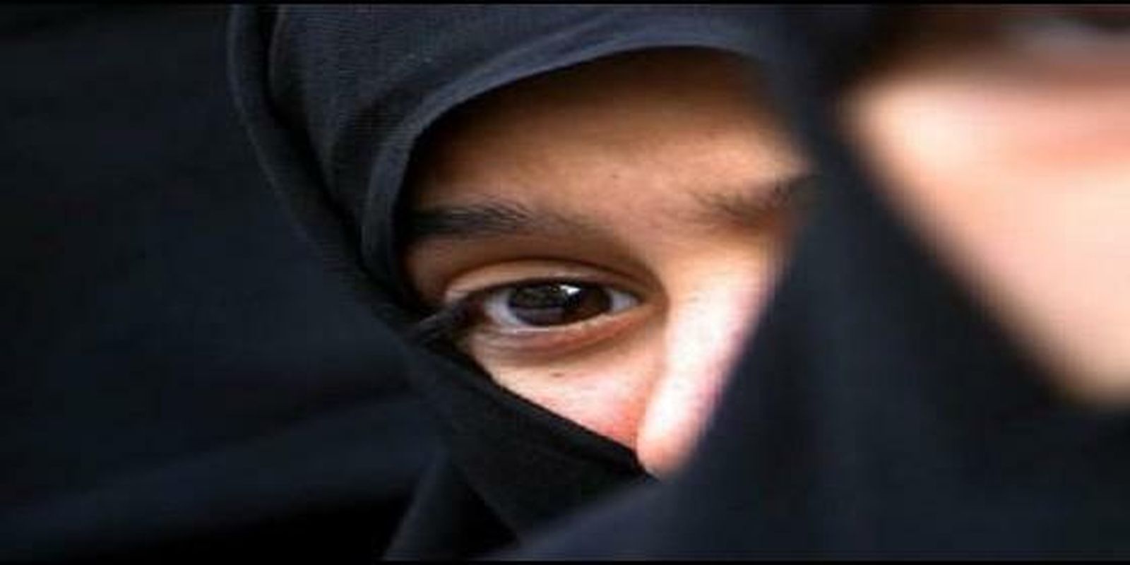 Mujeres portando el velo islámico