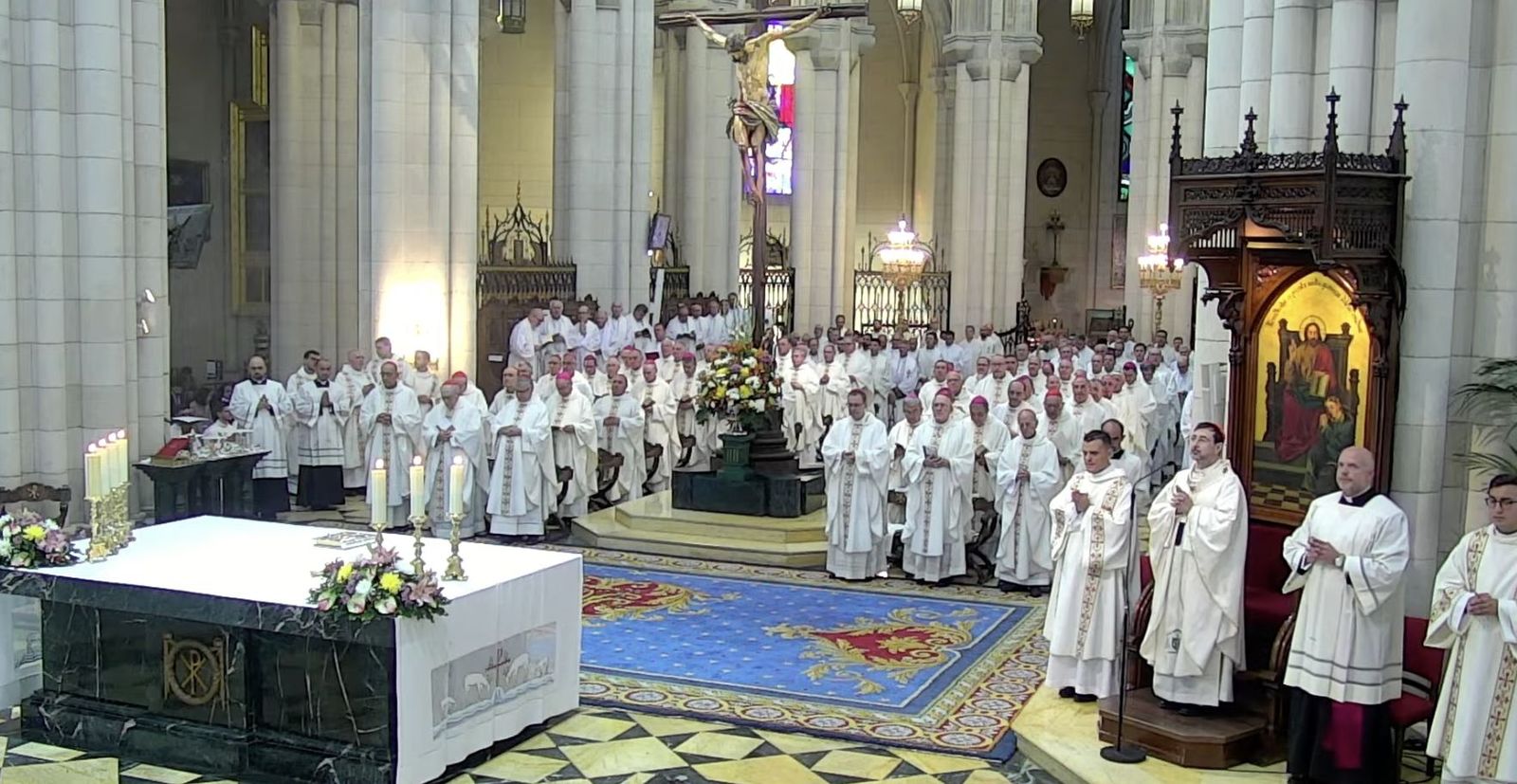 Más de 70 obispos acompañaron a los nuevos prelados