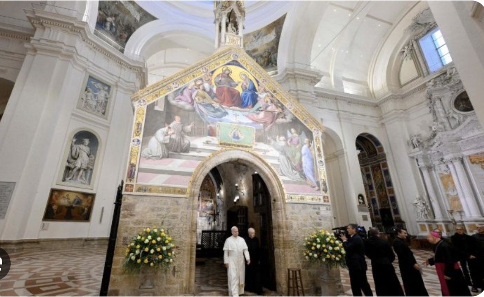 León XIV en Asís