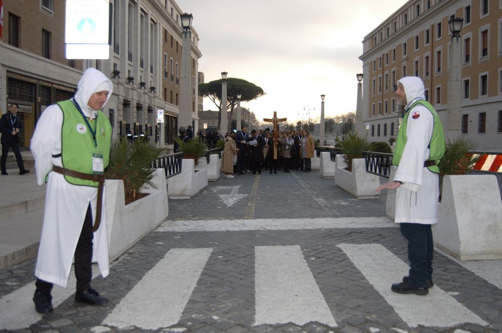 Los guardianes del Jubileo 2025: una orden de templarios con presencia en Barcelona