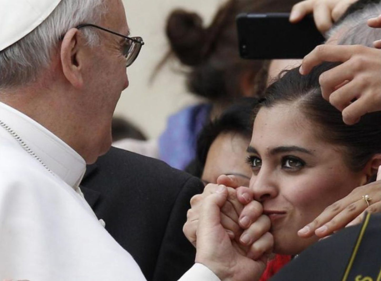 El Papa y la mujer