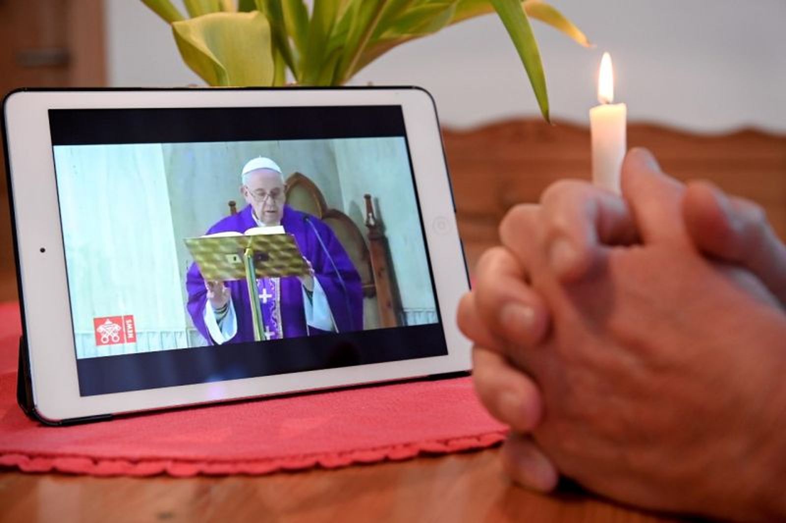 Misa de Francisco en YouTube