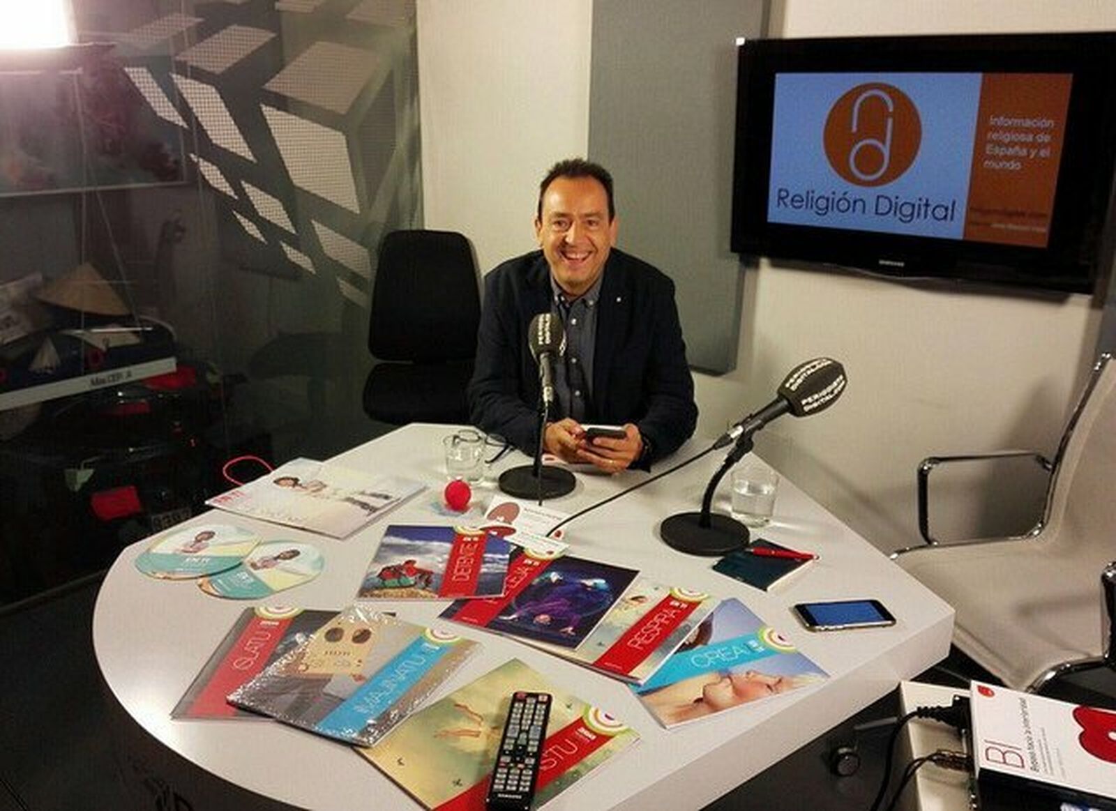 El autor Manzanos en RD