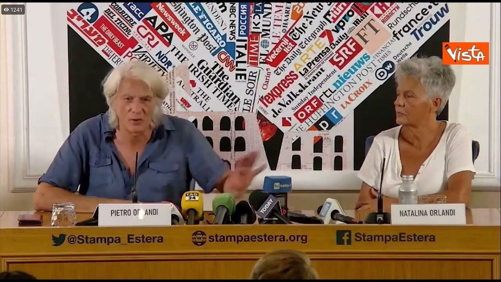 Pietro Orlandi y su hermana Natalina