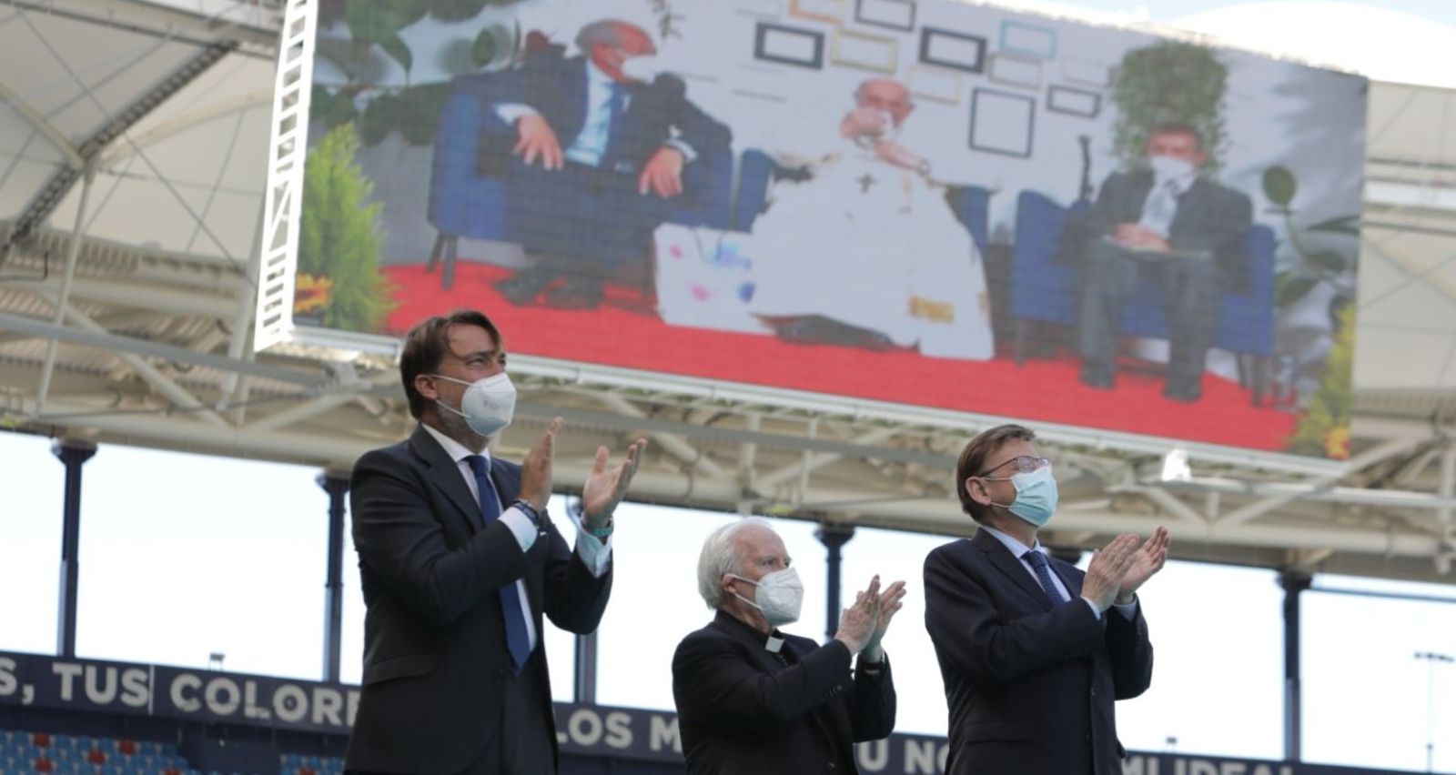 Cañizares, en el estadio del Levante con Scholas
