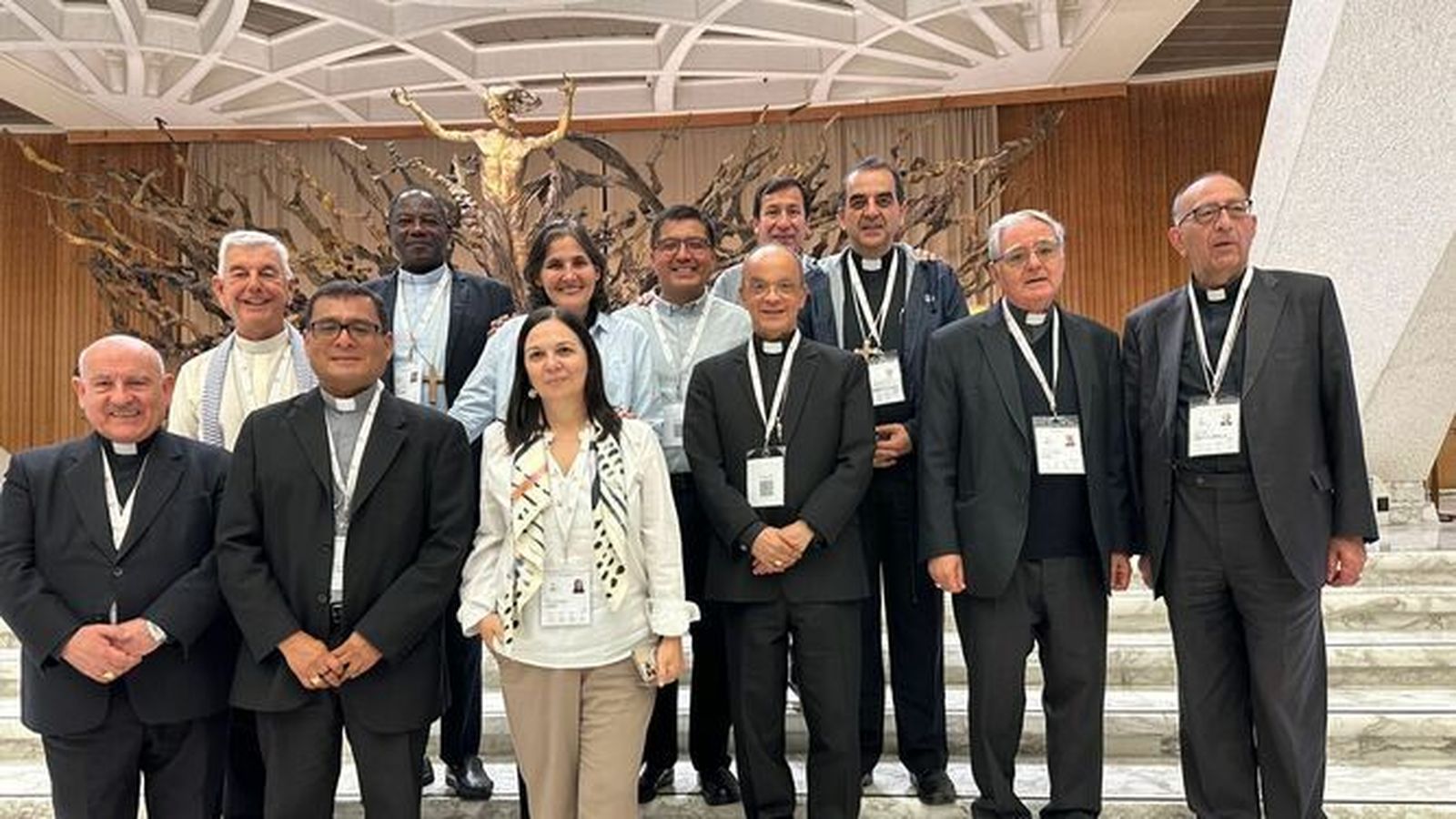 Vicente Jiménez, con los miembros del círculo menor en la prima fase del sínodo