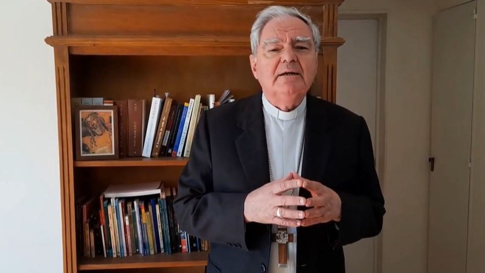 Monseñor Oscar Ojea