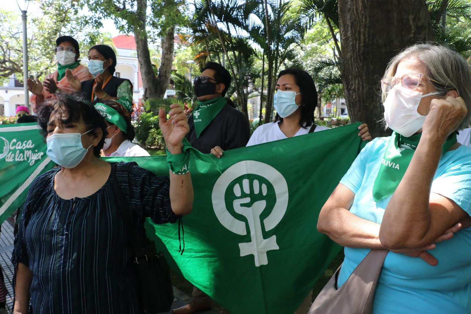 Protestas de mujeres en Bolivia por la actitud de la Iglesia con la niña embarazada