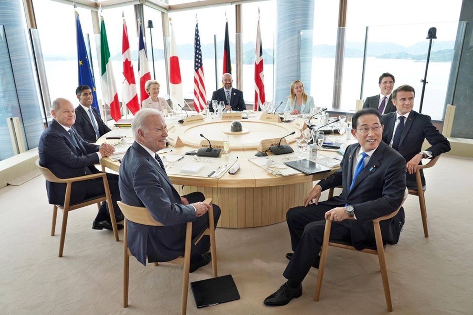 Imagen de los líderes de la cumbre del G7 reunidos hoy en Hiroshima