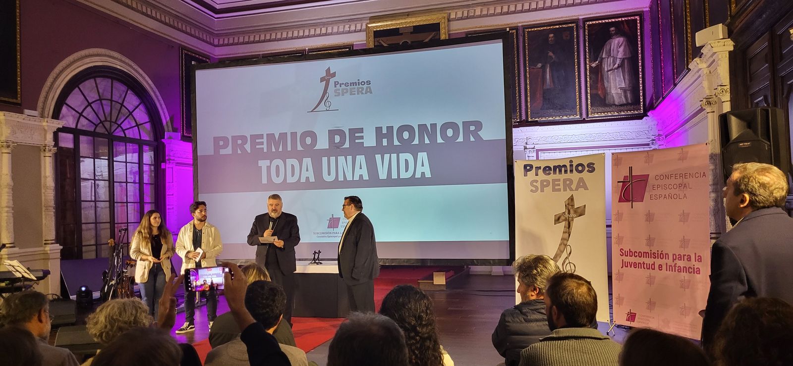 Raúl Tinajero: “Aquí venimos a evangelizar”