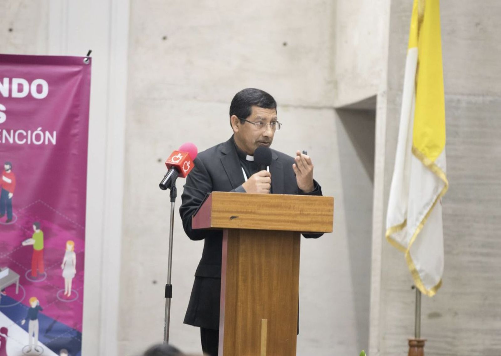 Mario Medina Balam, obispo auxiliar de Yucatán