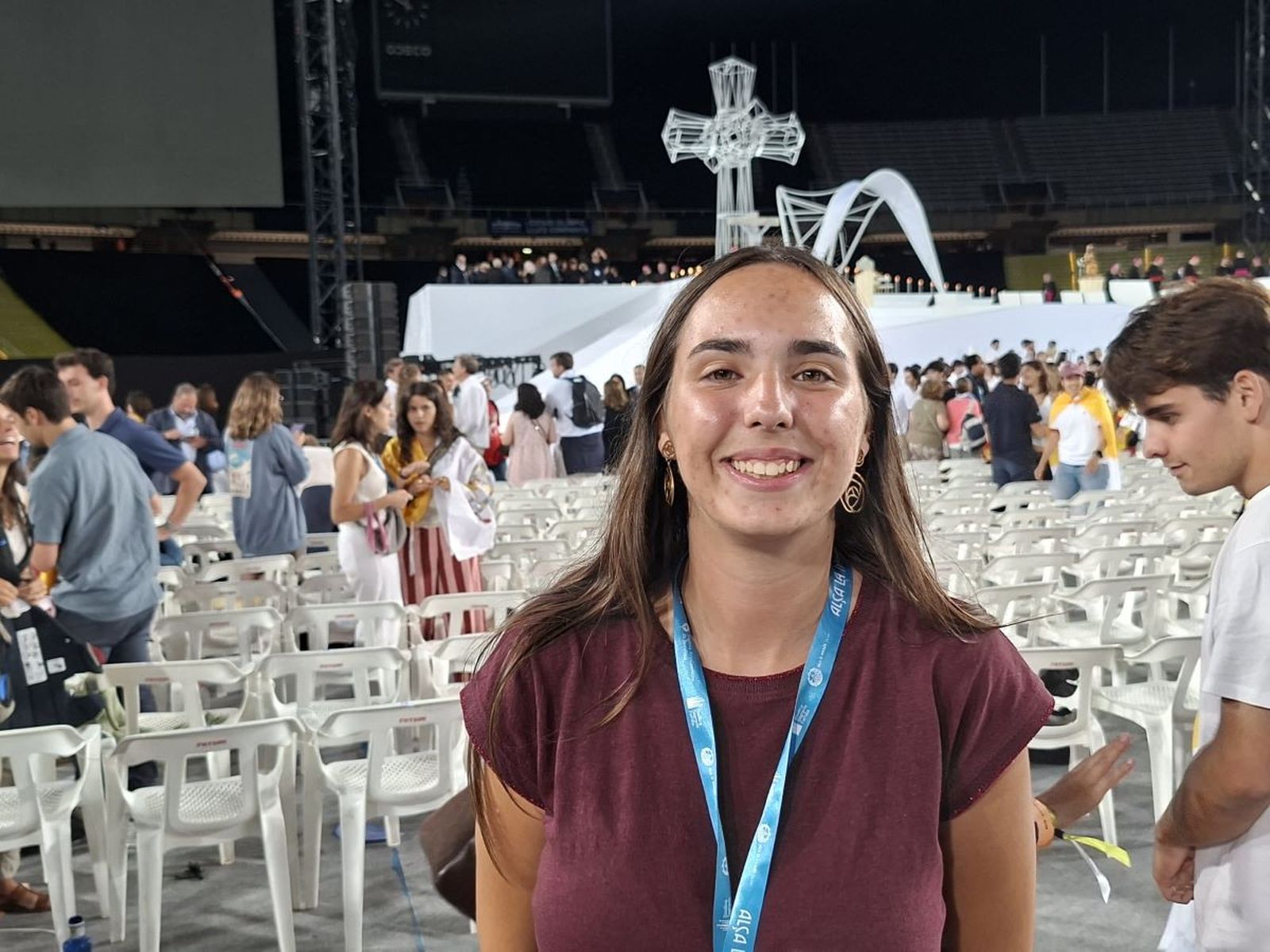 La joven pudo dirigirse al Papa