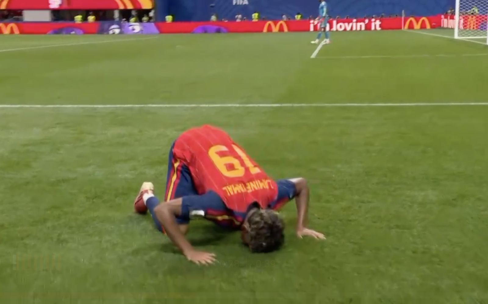 Lamine Yamal celebra su primer gol en el Mundial 2026