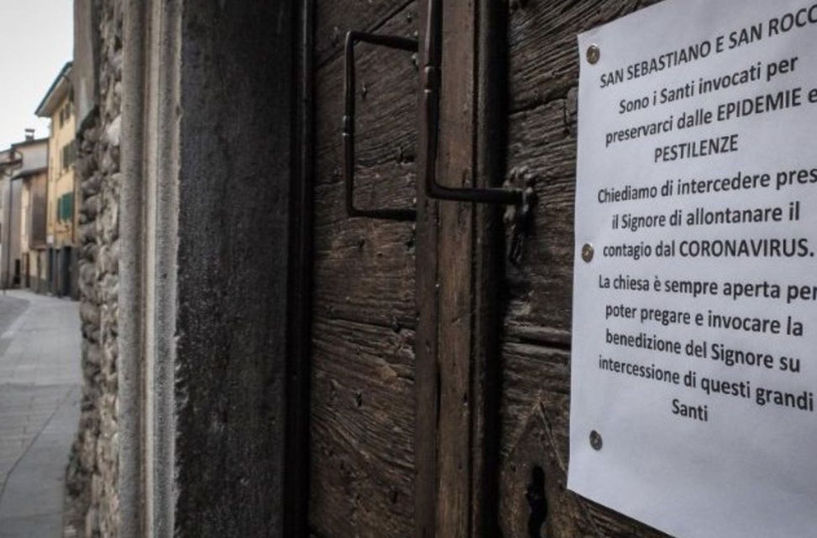 Parroquia italiana cerrada por coronavirus