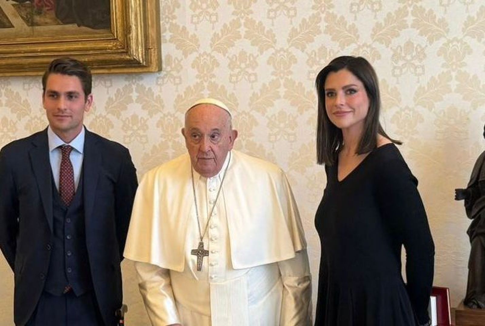 Francisco recibe a Olivia Maurel