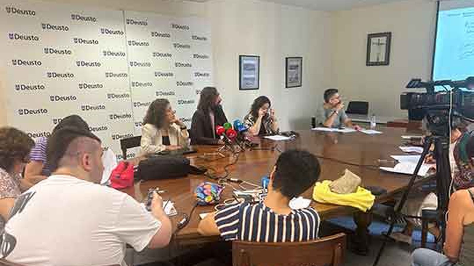 María Silvestre, Braulio Gómez e Iratxe Aristegi en la presentación
