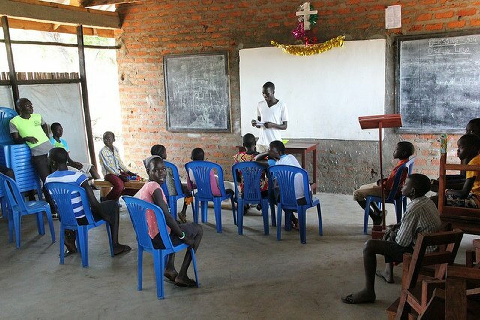Escuela en el campo de refugiados de los salesianos en Palabek, Uganda