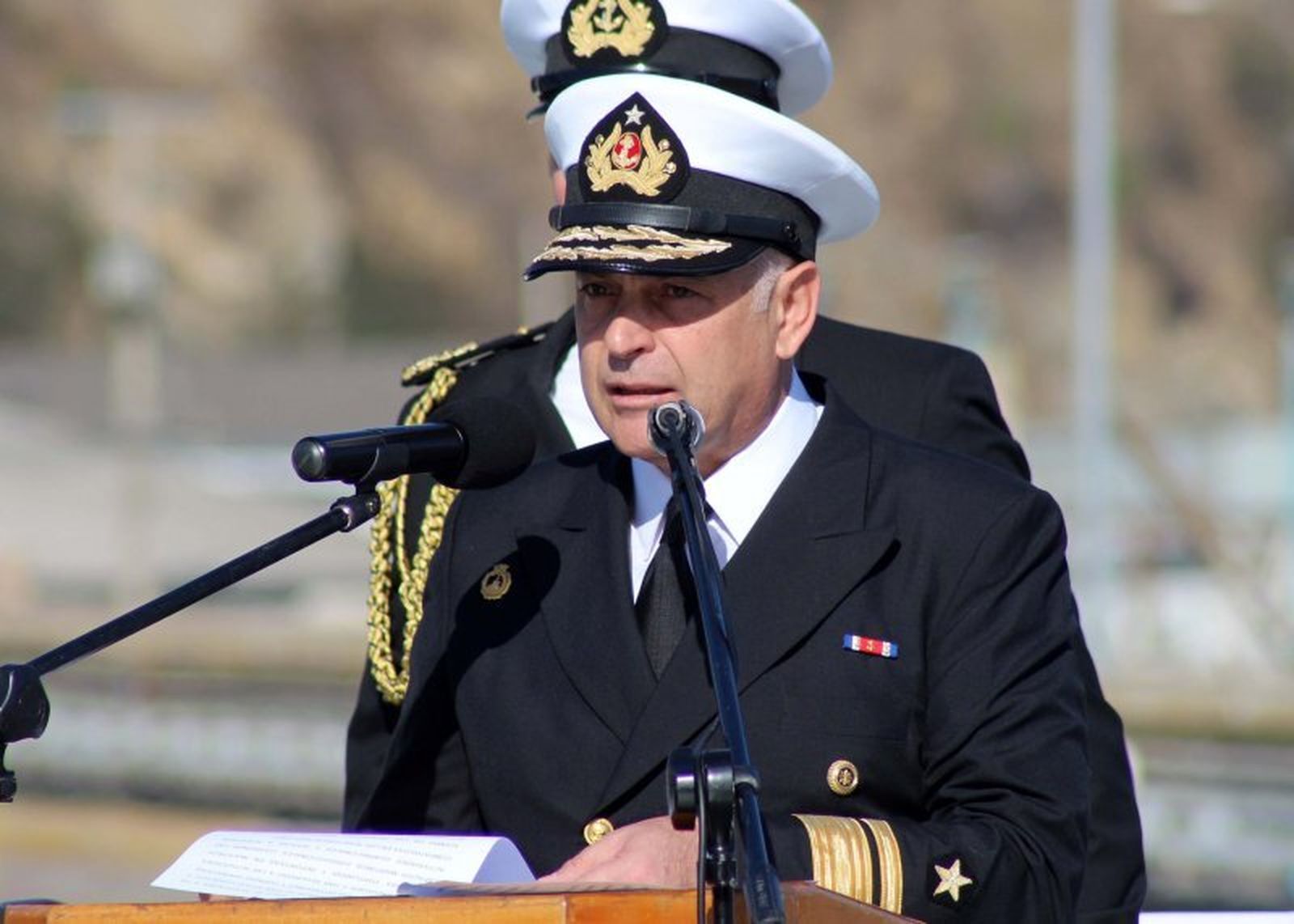 Almirante De la Maza jefe de la Armada Chbilena