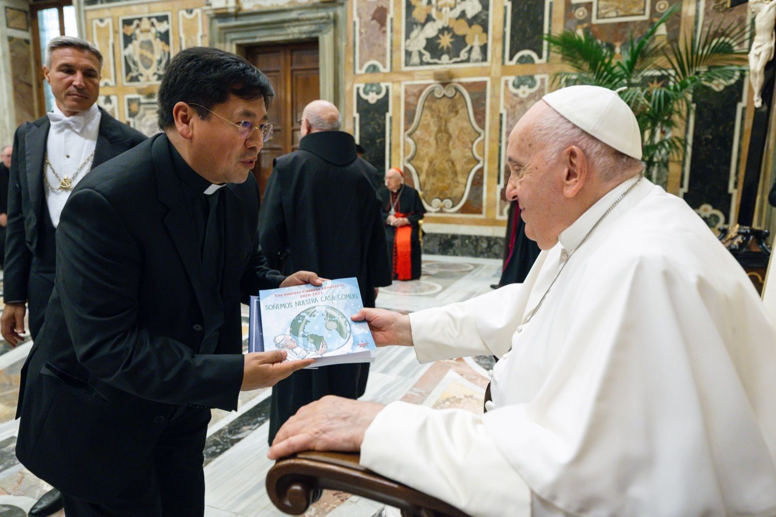 Víctor Moreno Holguín, con el Papa