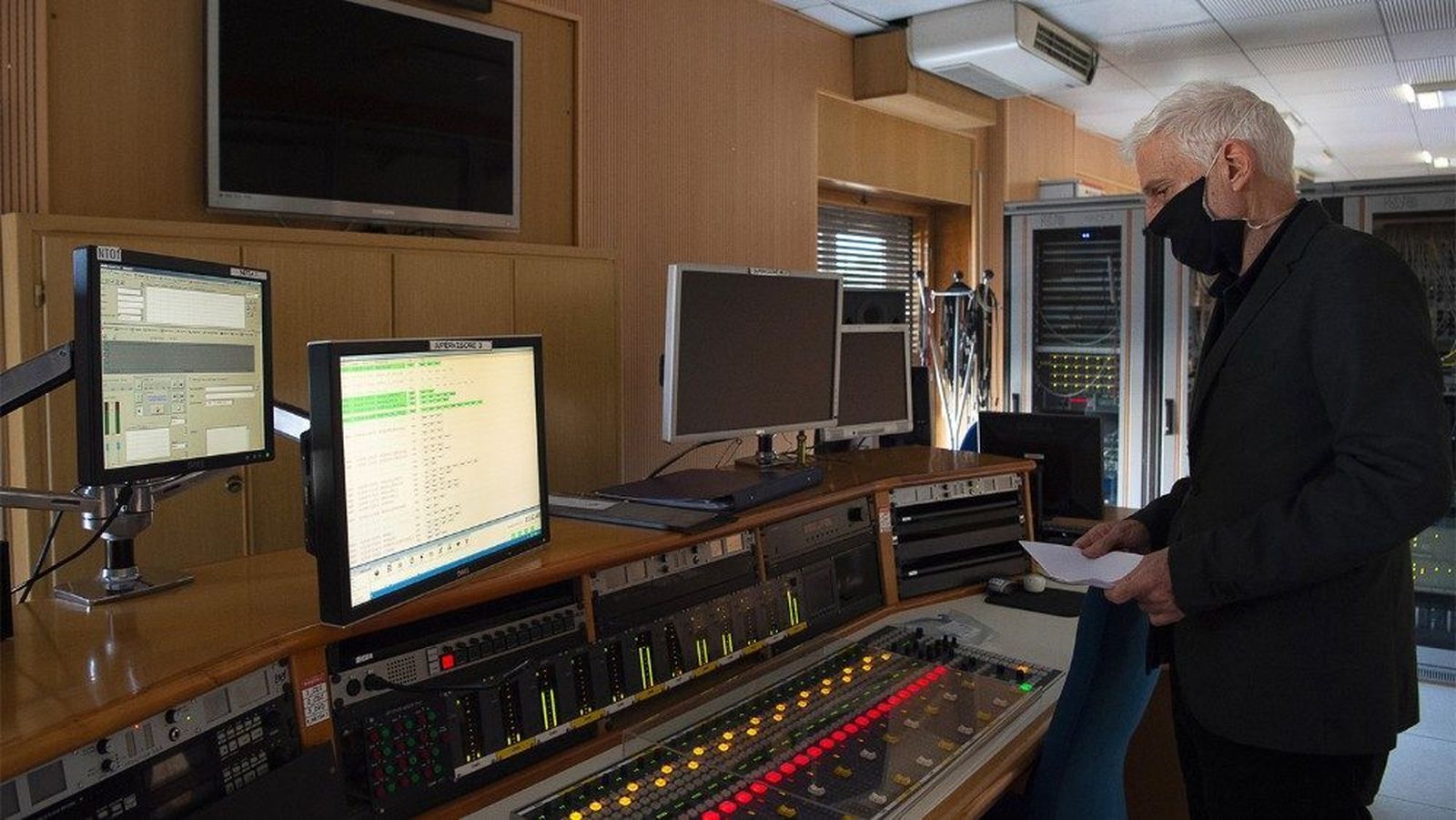 Sal de control de Radio Vaticano