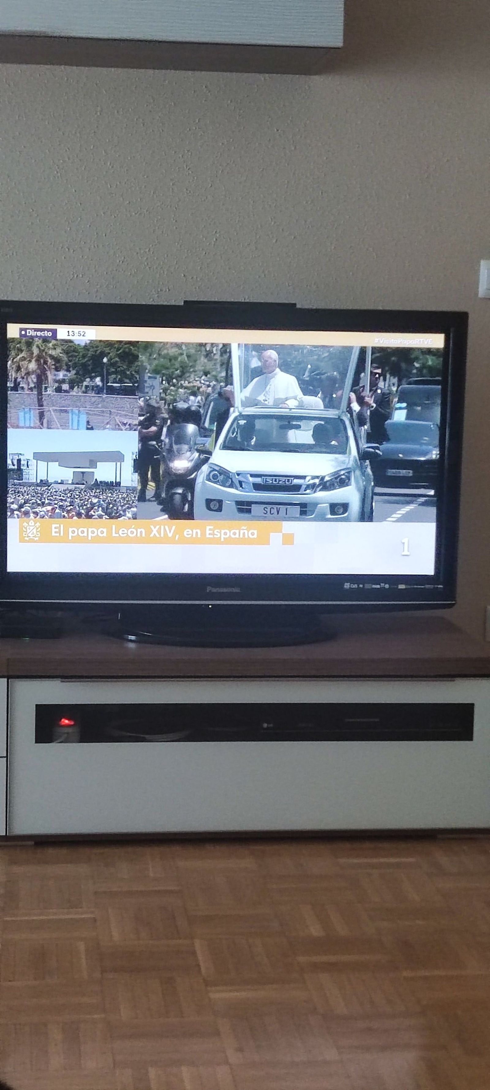 "El poder necesita publicidad y movilizar a las masas. Pero a las víctimas solo una hora, en secreto"