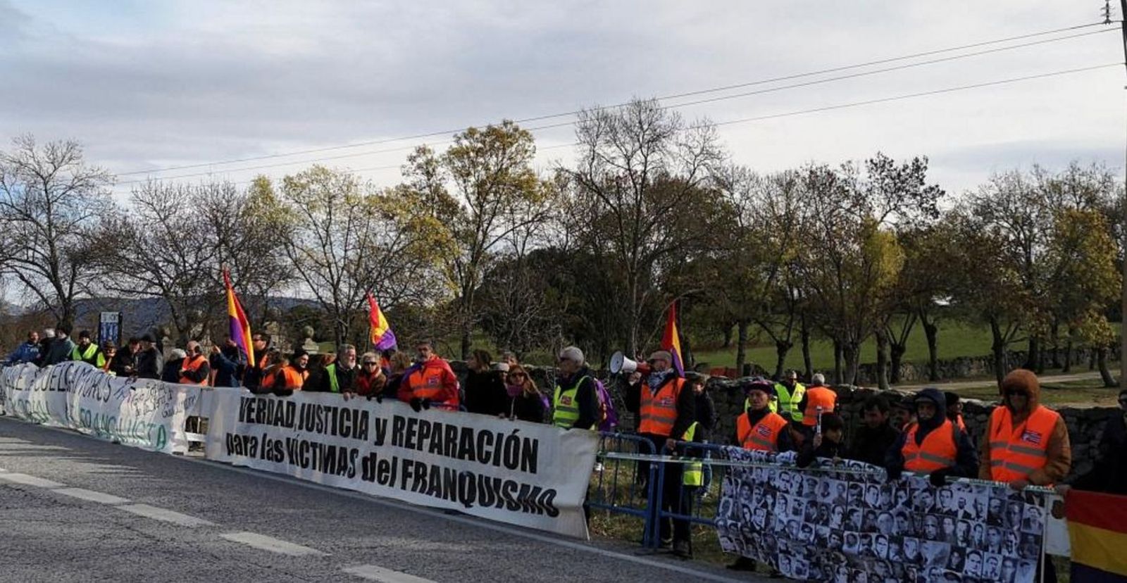 Asociaciones memorialistas se concentran en el Valle de los Caídos