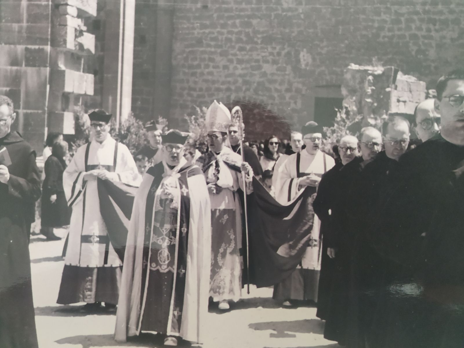 Tarancon con los monjes del Miracle