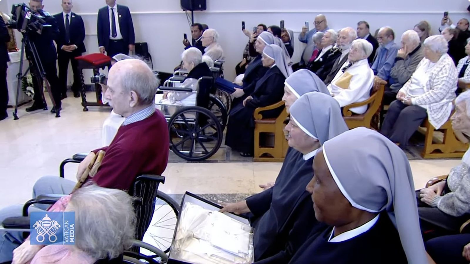 Los ancianos residentes en el centro de las Hermanitas de los Pobres en Estambul