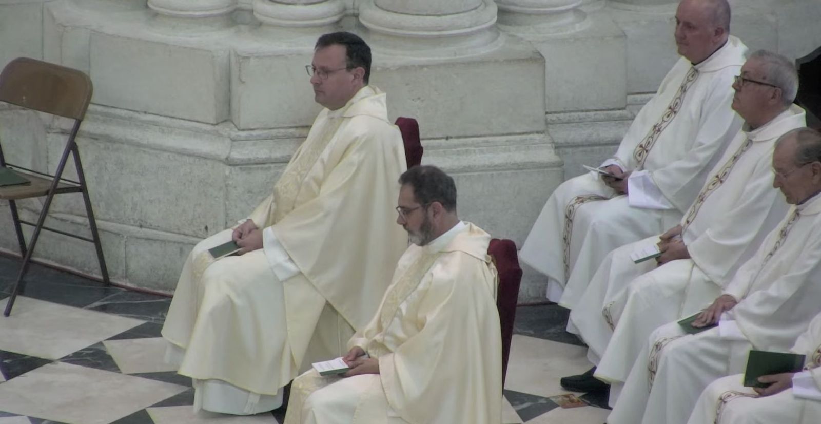 Los nuevos auxiliares de Madrid, escuchando el nombramiento del Papa