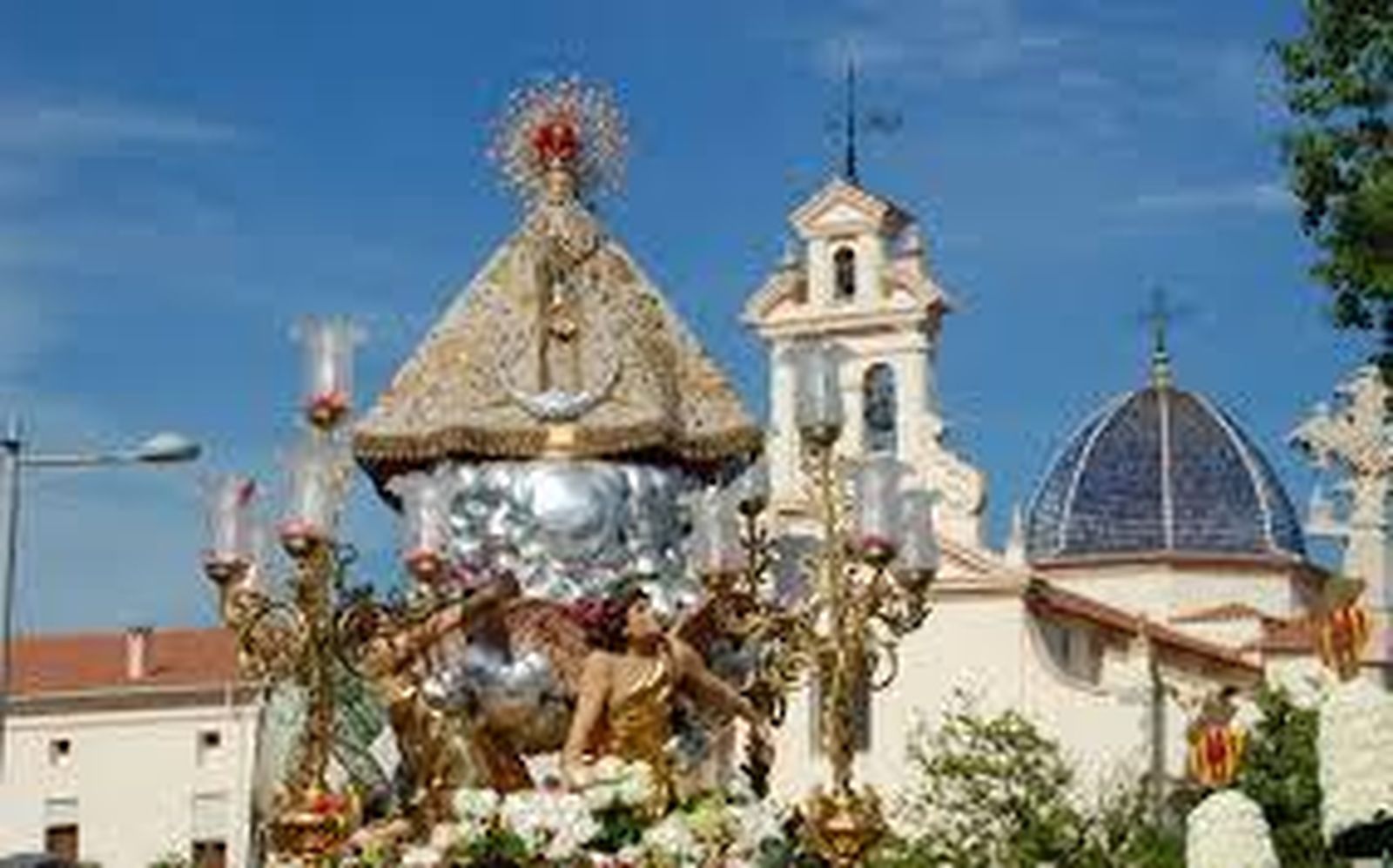 Verge del Llidó en su santuario.