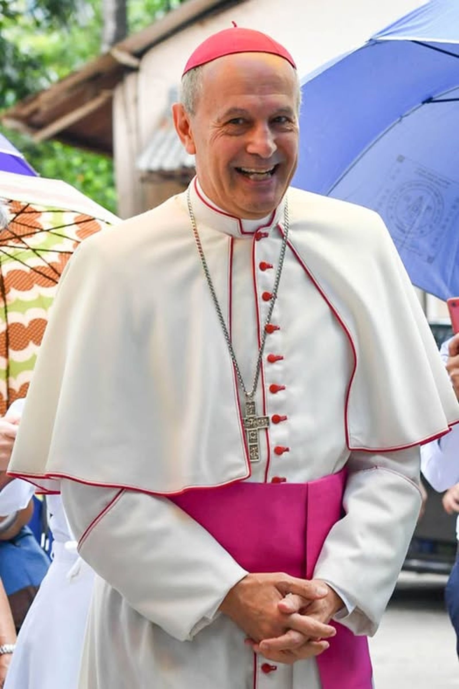 Mons. Caccia cuando era nuncio en Filipinas