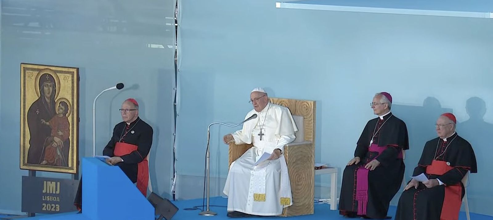 El Papa, a los jóvenes