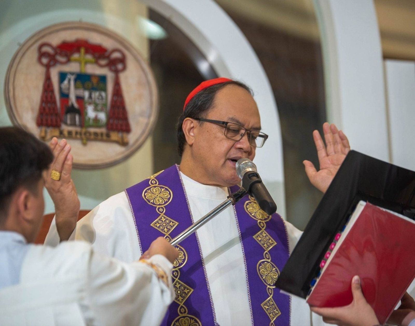 Cardenal Virgilio David , obispo de Kalookan y presidente de la Conferencia Episcopal de Filipinas