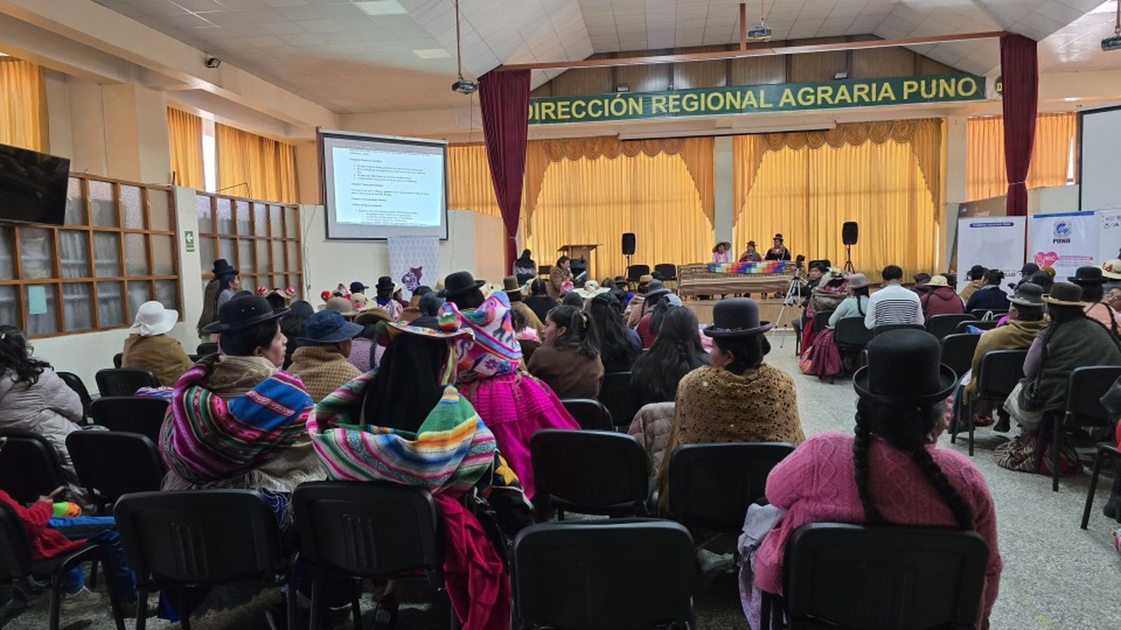 Encuentro para elección del nuevo colegiado de la agenda de mujeres de Puno (Proyecto de Manos Unidas)