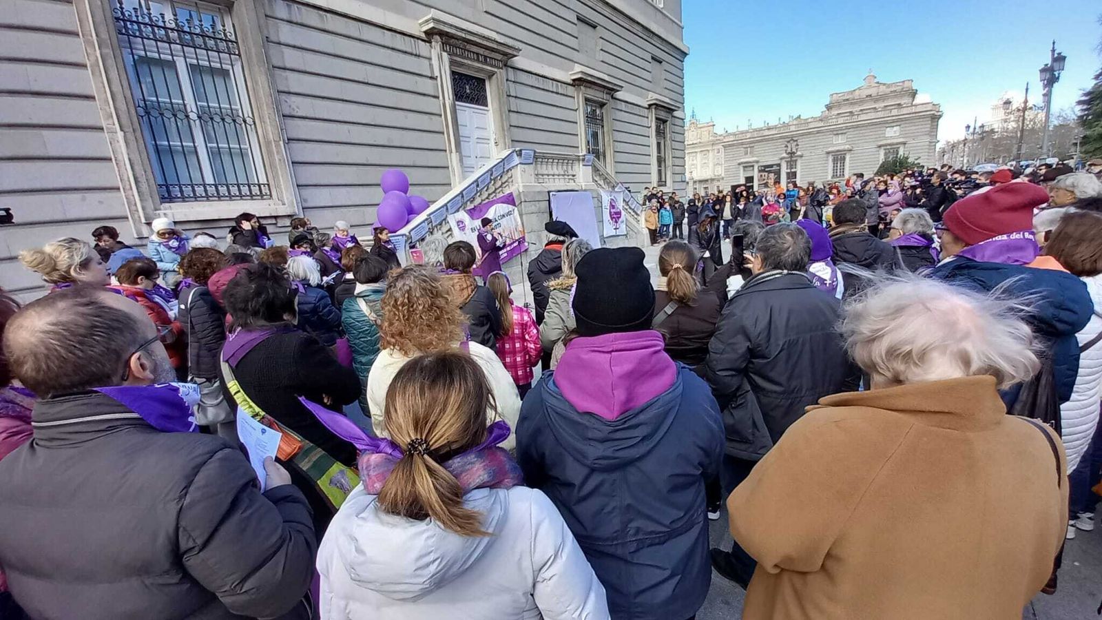 La Revuelta de Mujeres en la Iglesia, en la catedral de Madrid