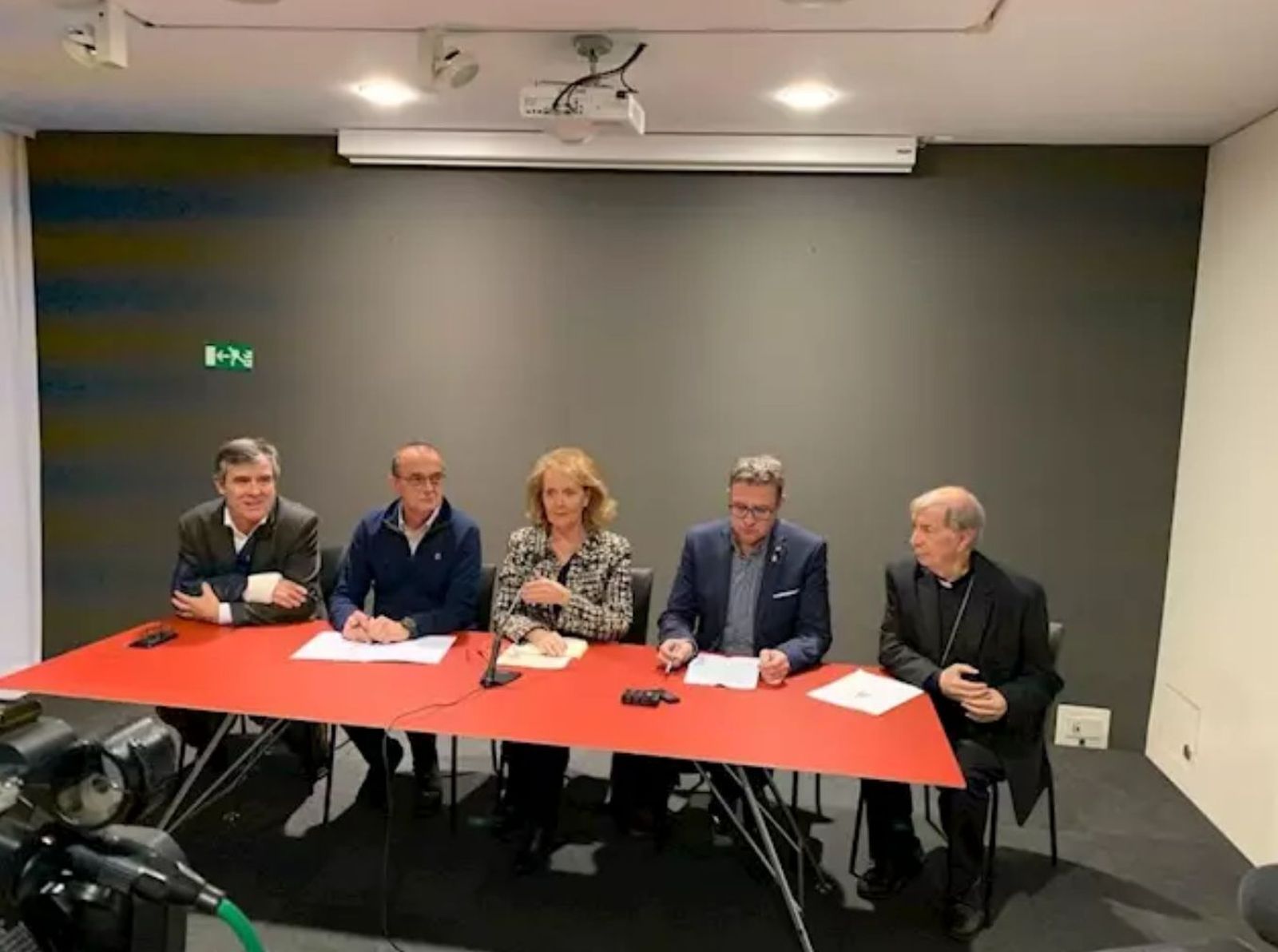 Josep Giralt, director del Museu de Lleida, Miquel Pueyo, alcalde, Mariàngela Villalonga, consellera, Joan Talarn, presidente de la Dip.De Lleida y el obispo Salvador Giménez