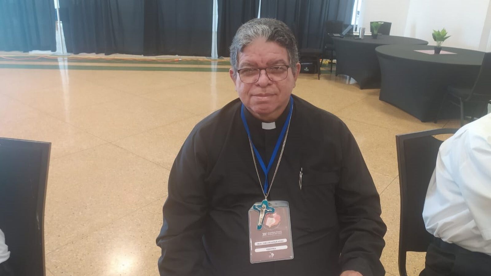 Mons. José Luis Azuaje