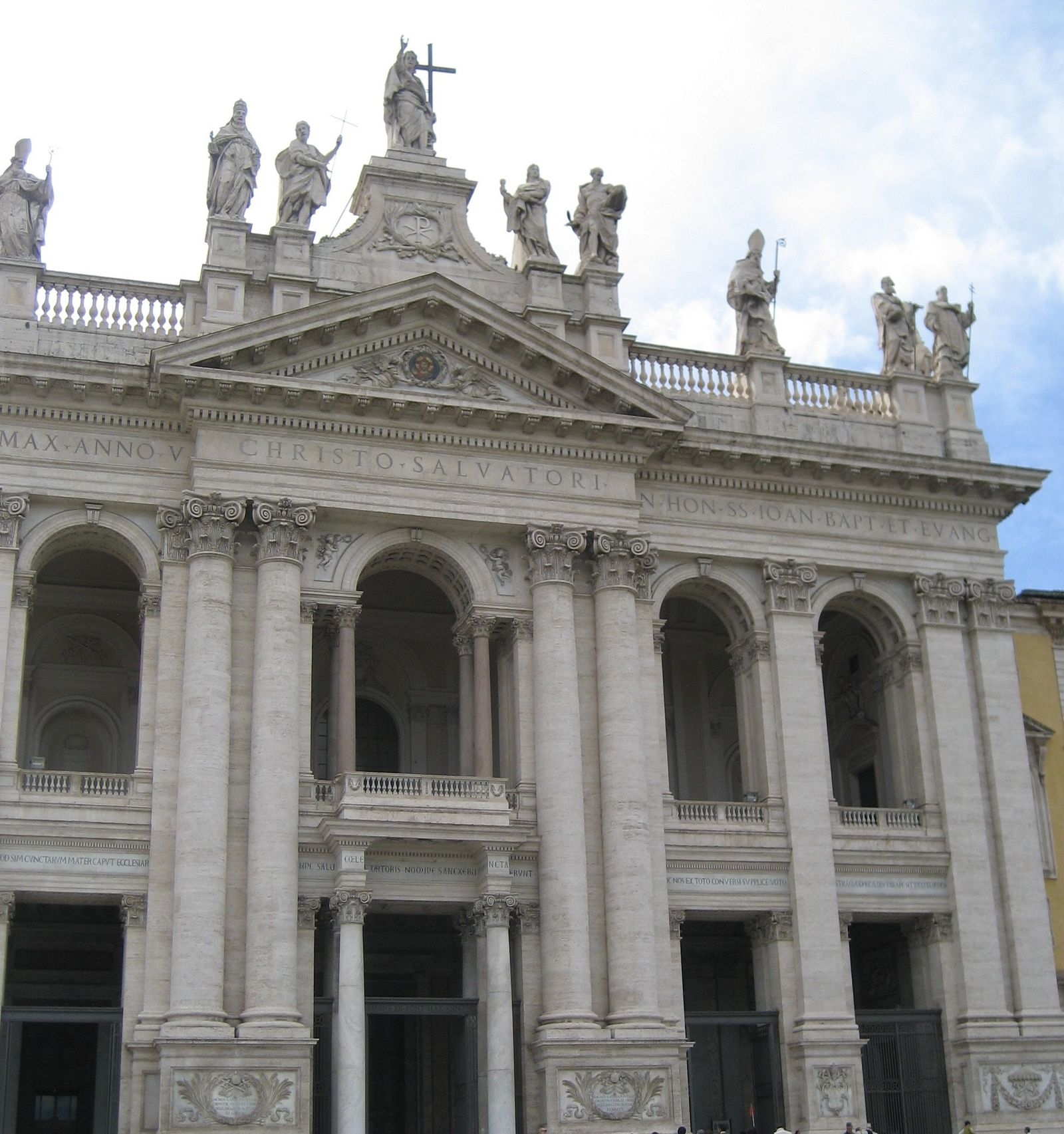 9 de noviembre: Año de Oración