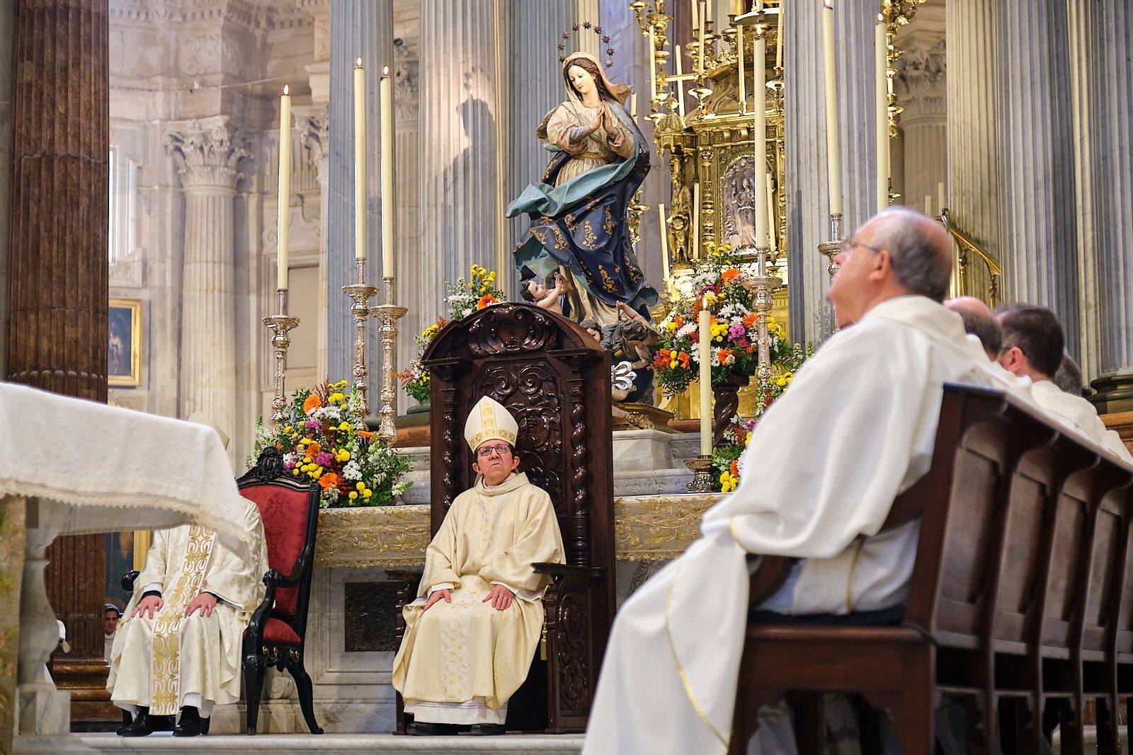 Ramón Valdivia, en la sede del obispo de Cádiz