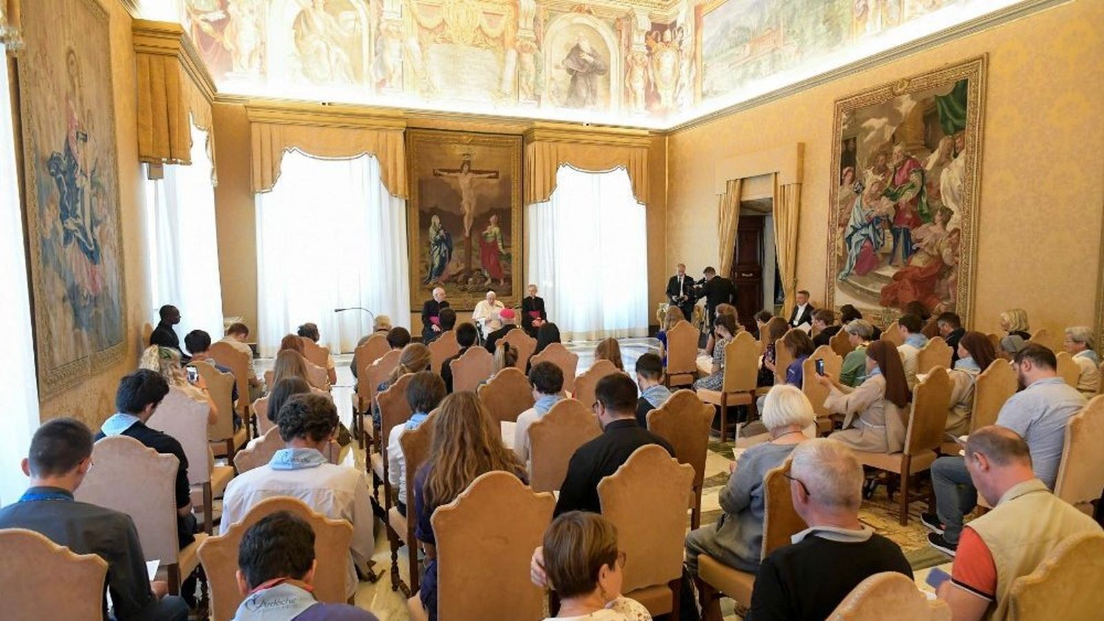 El papa, con los jóvenes de Viviers