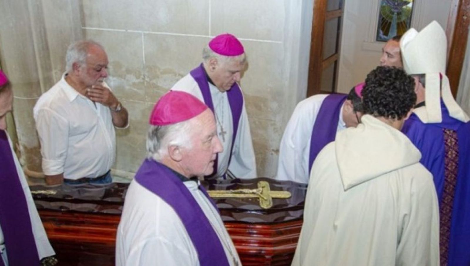 Féretro de monseñor Hesayne