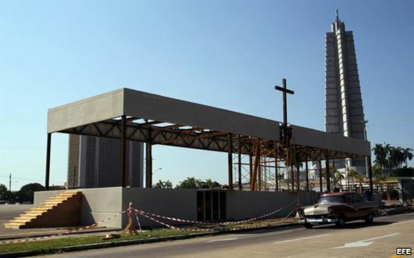 Altar PLaza Revolución