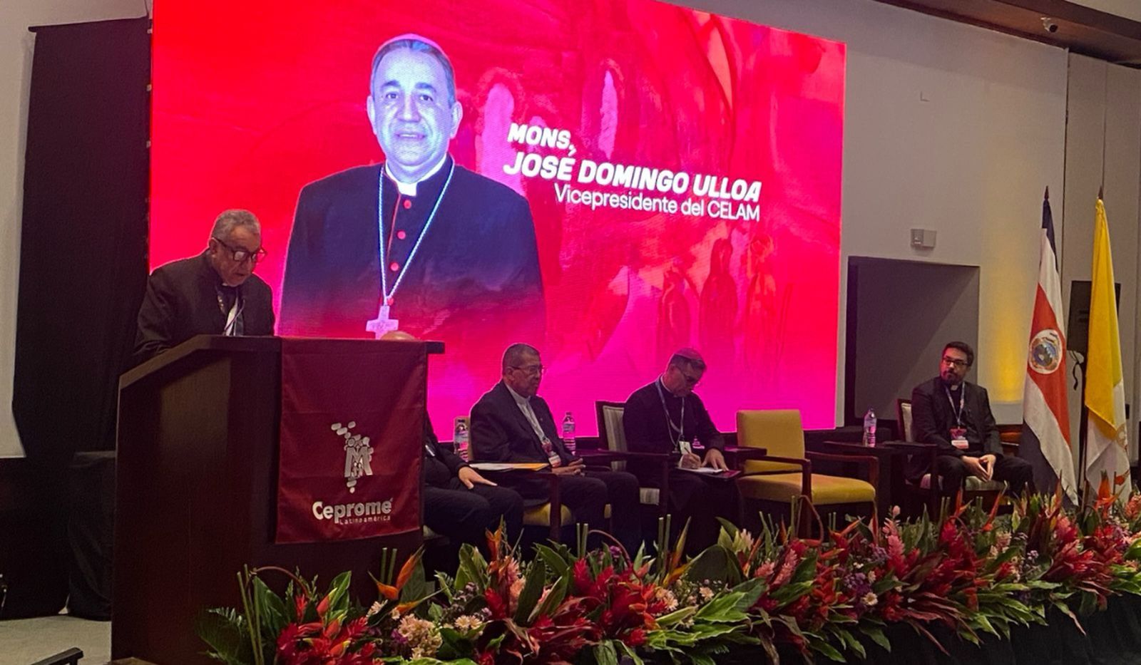 José Domingo Ulloa en la apertura del V Congreso Latinoamericano del Ceprome
