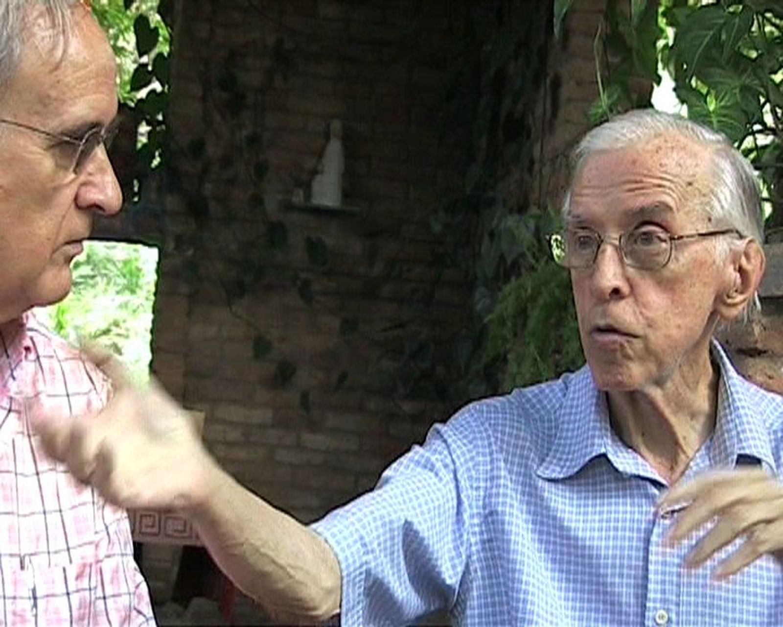 Pedro Casaldáliga y Eduardo