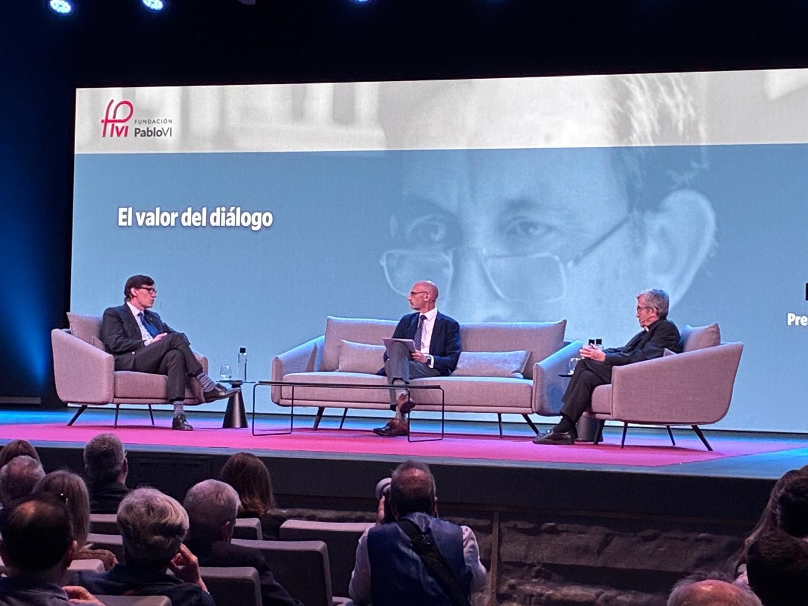 Salvador Illa y Luis Argüello, durante la conversación