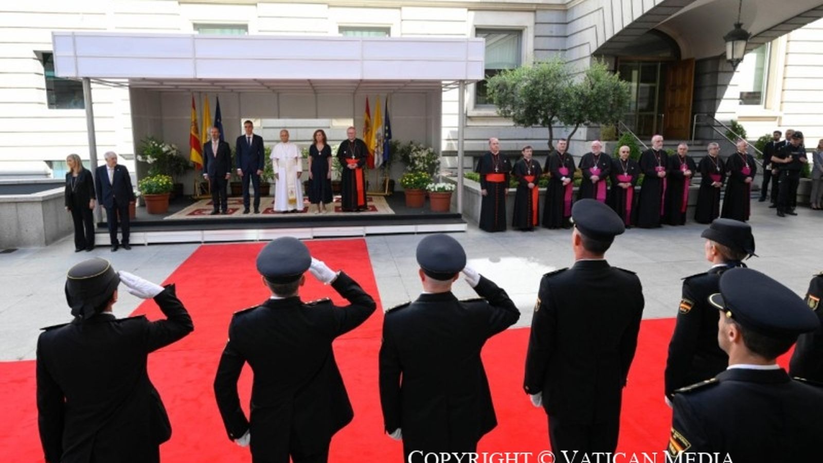 El Congreso rinde honores al Papa