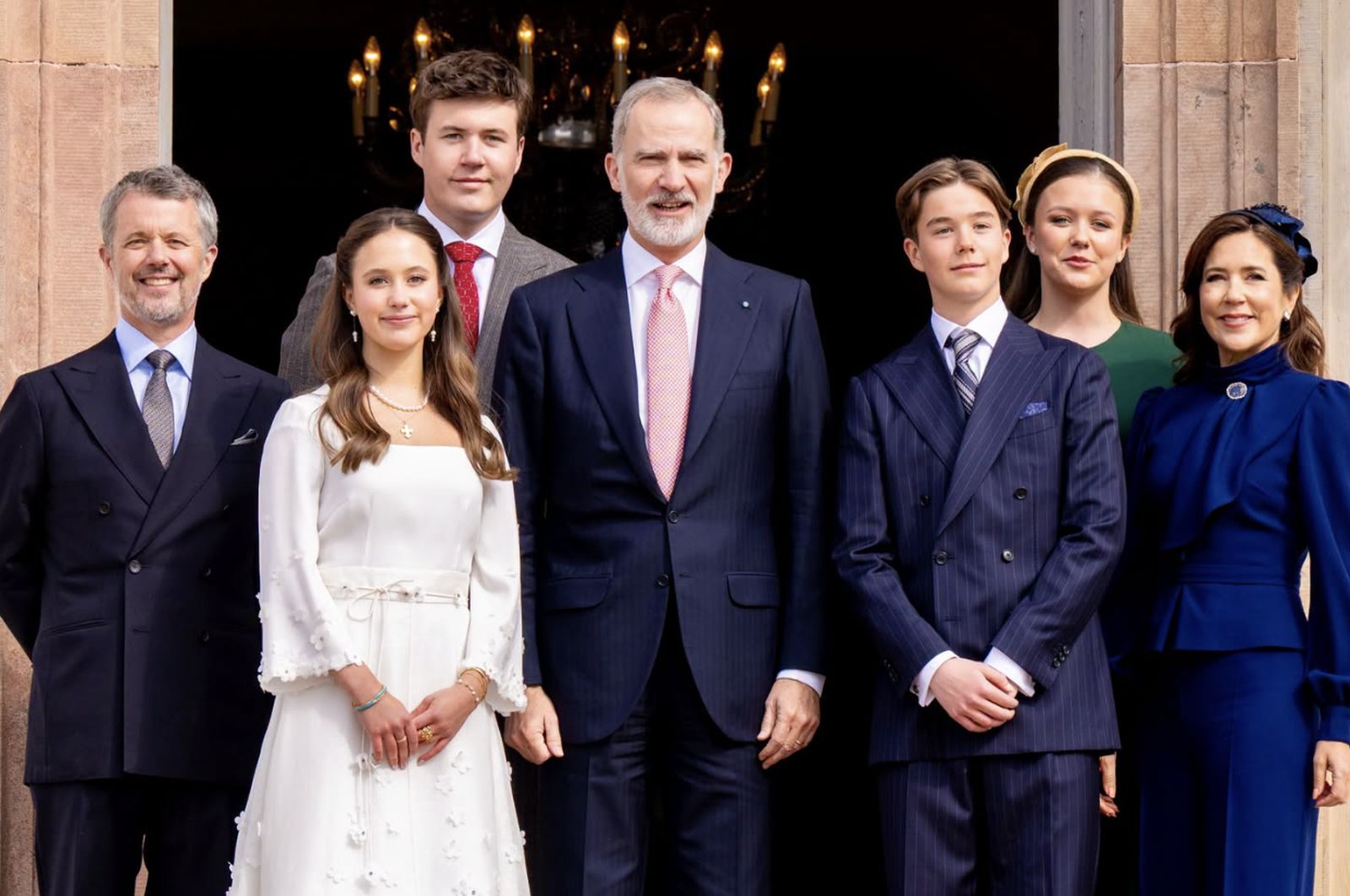 Felipe VI con la familia real de Diamarca