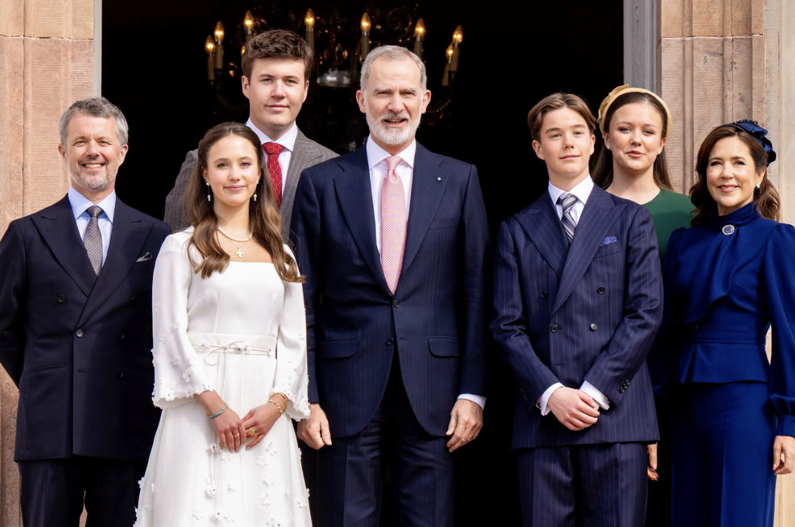 Felipe VI con la familia real de Diamarca