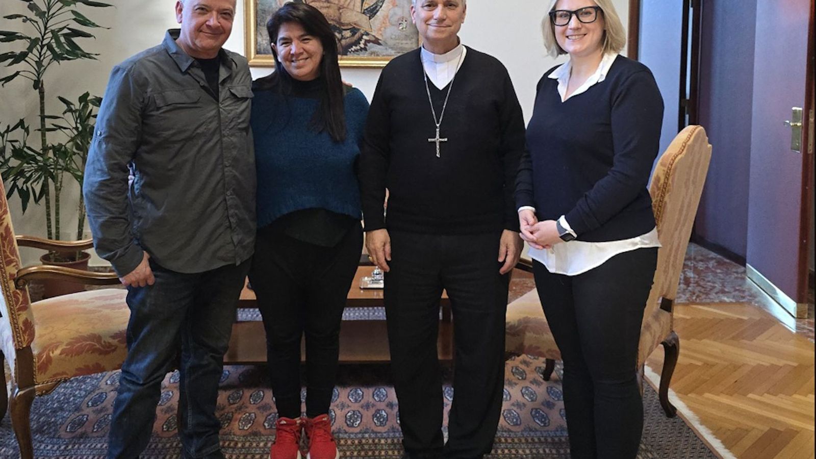 Pedro Salinas, Paola Ugaz, cardenal Prevost y Elise Ann Allen